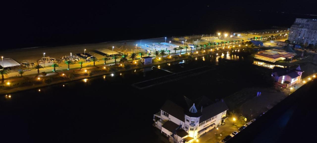 バトゥーミ Only Front Sea View, No Side View, Wonderful Panorama, High Floor, Location Guaranteeアパートホテル エクステリア 写真